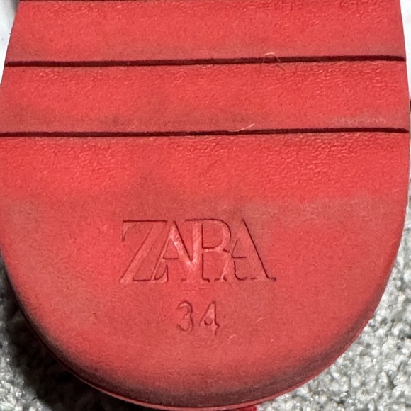 Zara Red Sneakers with High-Top Design and Zipper Size Closure Size 34 EU - Picture 7 of 10